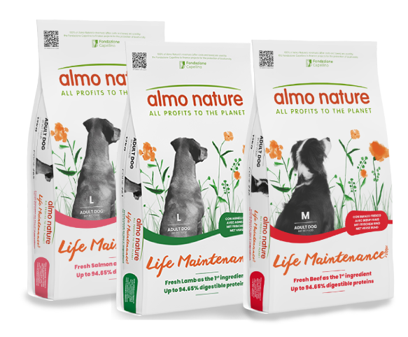 Sacchetti di crocchette Almo Nature per cani adulti