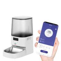 Distributore automatico per animali controllato tramite smartphone